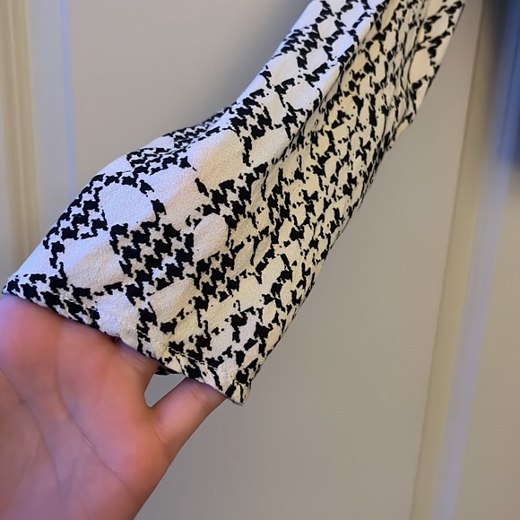 Free People Reptile Skin Patterned Long Sleeve Cropped Blouse Top Button Puff - Picture 6 of 9